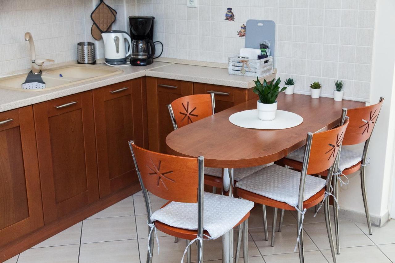 Lovely Apt In Peristeri Афины Экстерьер фото
