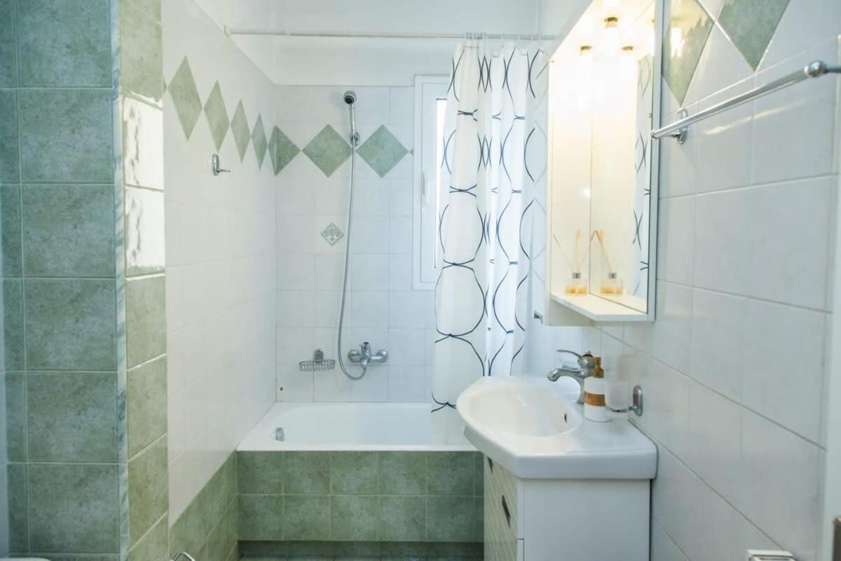Lovely Apt In Peristeri Афины Экстерьер фото